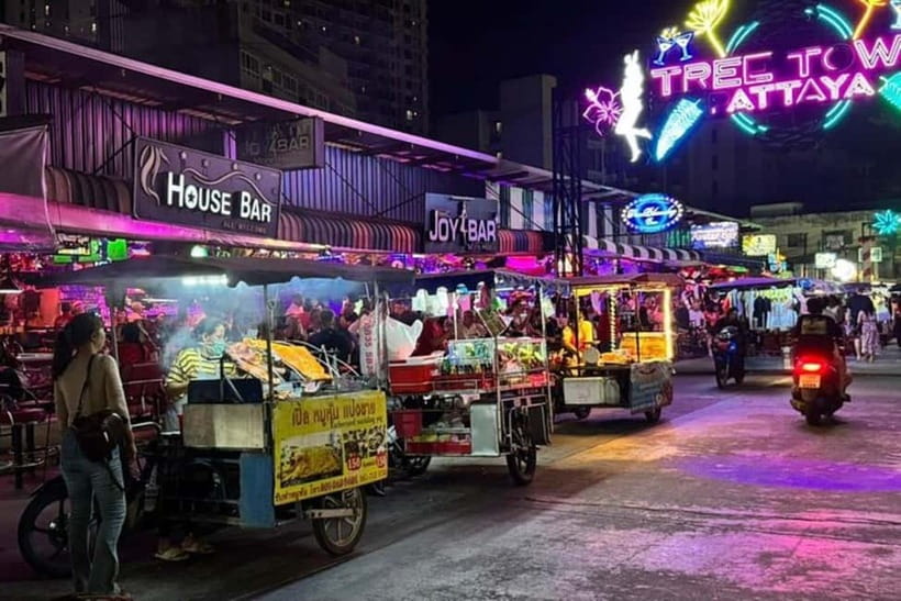Pattaya: Rooftop, Nightclubs, Nightmarket & Walking Street - Walking Street and The Stones House: Rock Energy Meets Classic Pattaya