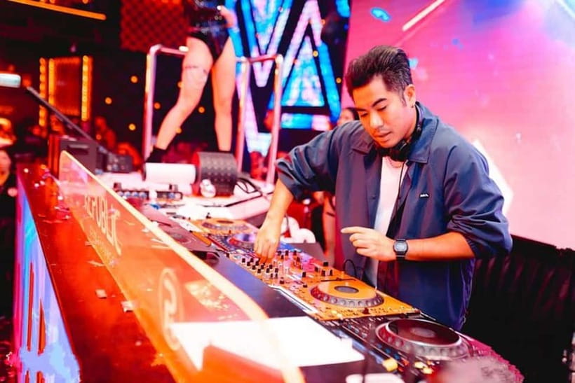 Pattaya: Rooftop, Nightclubs, Nightmarket & Walking Street - Party Finale: MYST, Akira, and the Republic Super Club Finish
