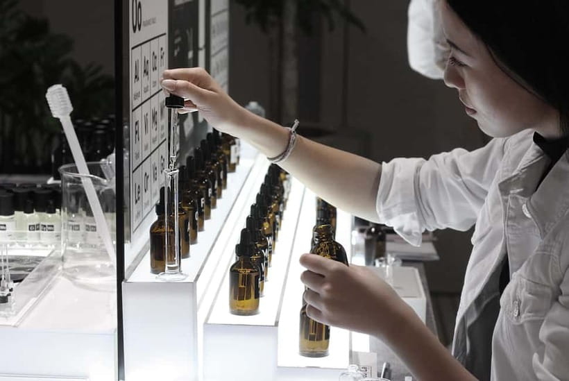 Perfume Workshop in Bangkok by Oo La Lab - The Two-Hour Workshop Flow: Smell, Mix, Adjust, Bottle