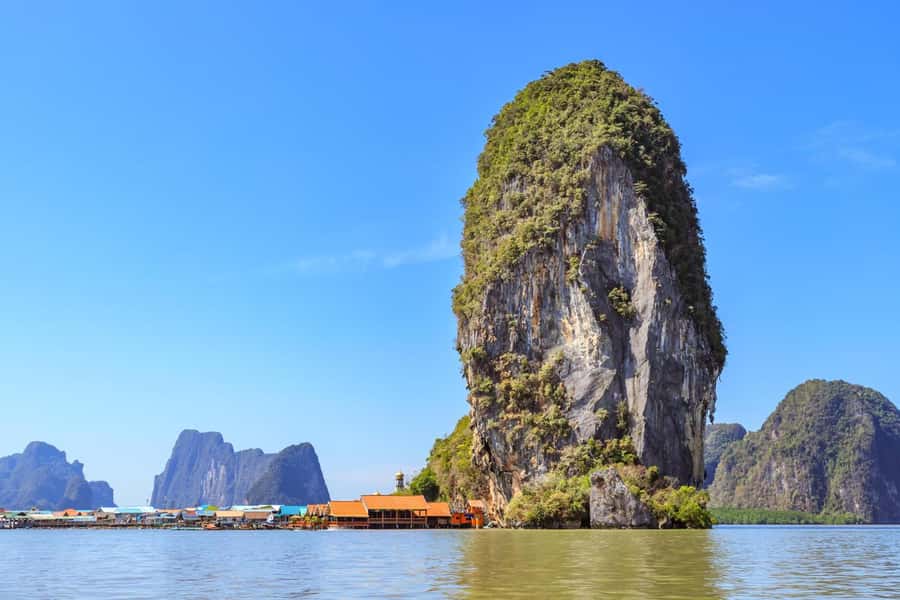 Phang Nga Bay: James Bond Island Kayak and Snorkeling Tour - Panyee Island lunch: food break plus a quick culture pause