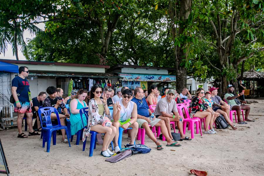 Phi Phi: 7 Islands Speed Boat to Maya Bay and Bamboo - Monkey Beach to Viking Cave: fast nature, cave legends, and quick snorkel