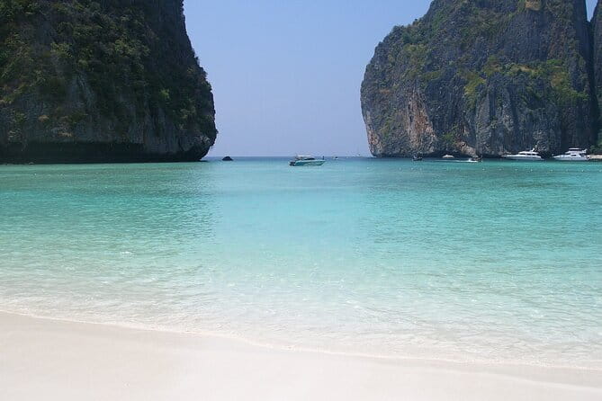Phi Phi & Bamboo Islands Escape by Luxury Catamaran - Phi Phi Don (Ton Sai Bay): Lunch on a Beach You Can Actually Enjoy