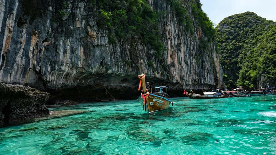 Phi Phi: Exclusive Half Day Longtail Boat to Maya Bay - Getting to the right place: McDonald’s at Tonsai Bay