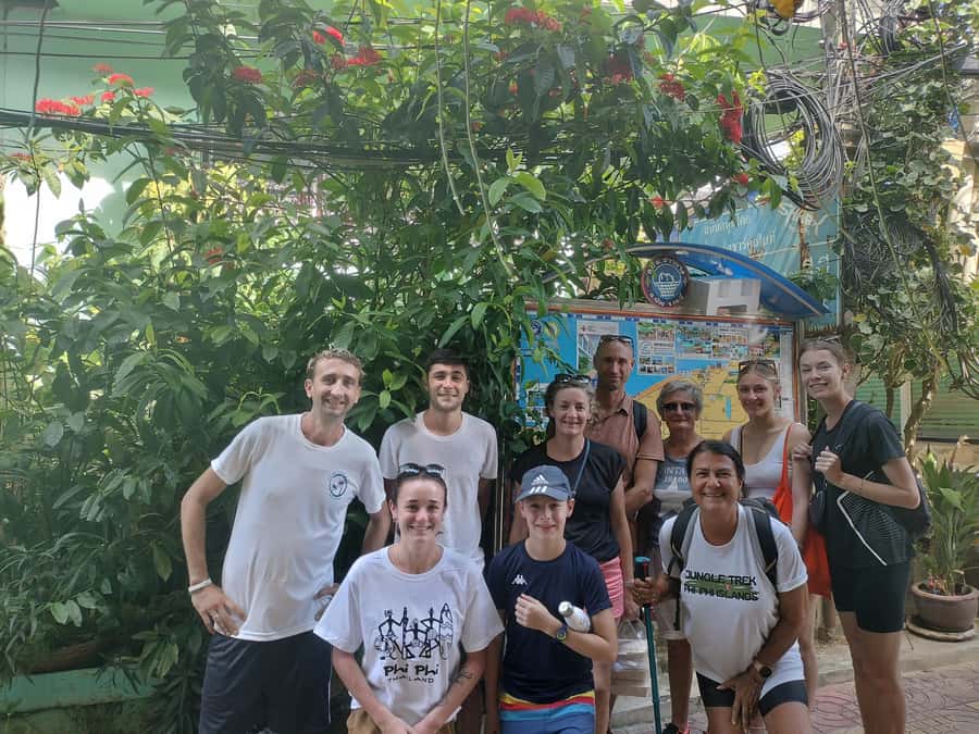 Phi Phi: Guided Jungle Trek & Night Swim with Plankton - The night longtail boat and plankton swim reality check