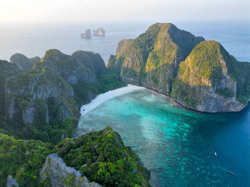 Phi Phi: Half-Day Speedboat Tour with Maya Bay & Snorkel - Afternoon Option: Sunset at Sea and the Bioluminescent Plankton Swim