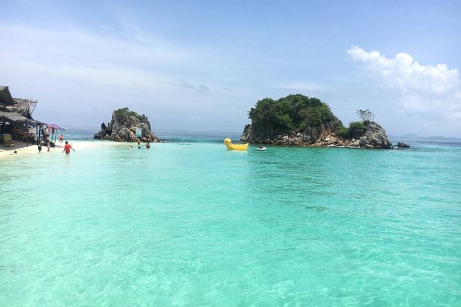 Phi Phi Happy Day Boat Tours - Boat size, crowding, and why you should pack light