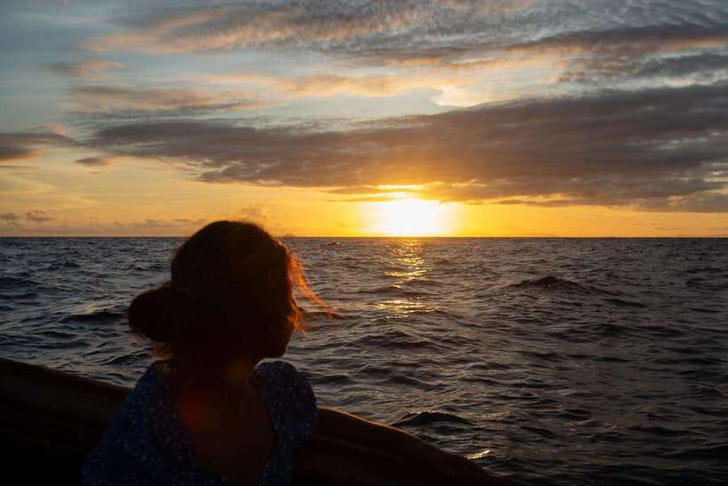 Phi Phi Island: Maya bay Sunset & Plankton by Speedboat - The 5 hours you actually get: how the route stays packed without feeling rushed