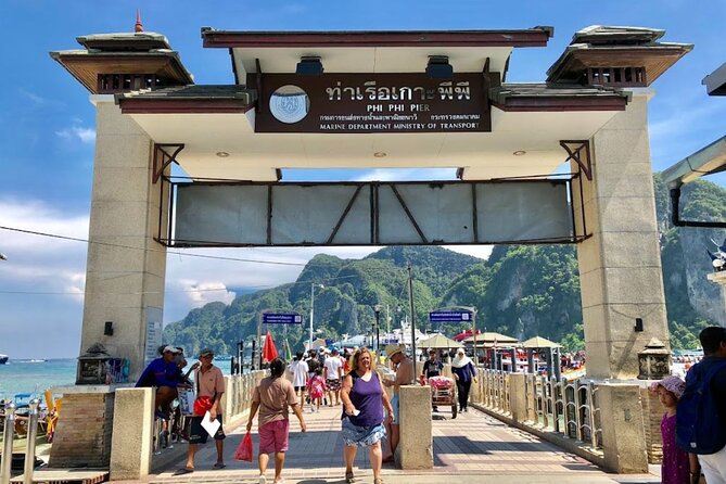 Phi Phi Island To Phuket By Phi Phi Cruiser - Boat Comfort: Air-Conditioning, Bathroom, and Staying Sane