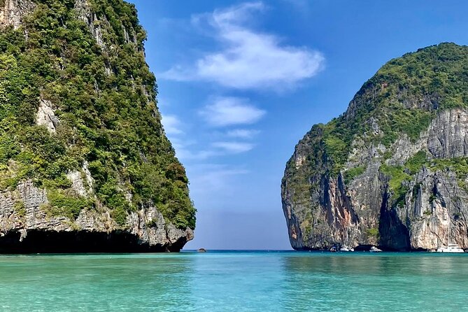 Phi Phi Islands Adventure Day Tour by Speedboat from Krabi - Viking Cave: what you’ll see (and what you’ll hear)