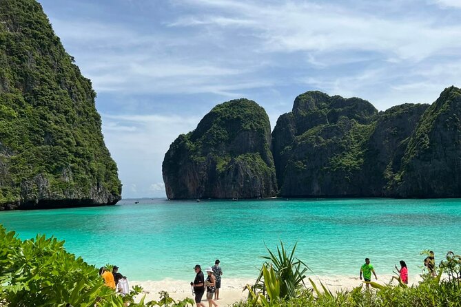 Phi Phi Islands Adventure Day Tour by Speedboat from Krabi - Phi Phi Don lunch stop: where you refuel and regroup