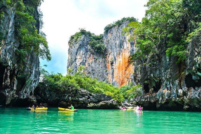 Phi Phi Islands and Khai Island by Premium Speed Catamaran - Phi Phi Don Lunch and Island Time: More Than Just a Pit Stop