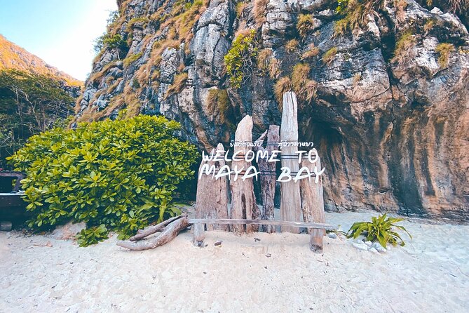 Phi Phi Islands Premium Day Trip Speedboat with Seaview Lunch by ALP Tour - Snorkeling at Phi Phi Don and Pileh Cove: What you’ll notice in the water