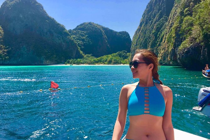 Phi Phi, Maya Bay and Khai Island Tour from Phuket - Stop 5: Ko Phi Phi Don—The Lunch Break You’ll Actually Appreciate