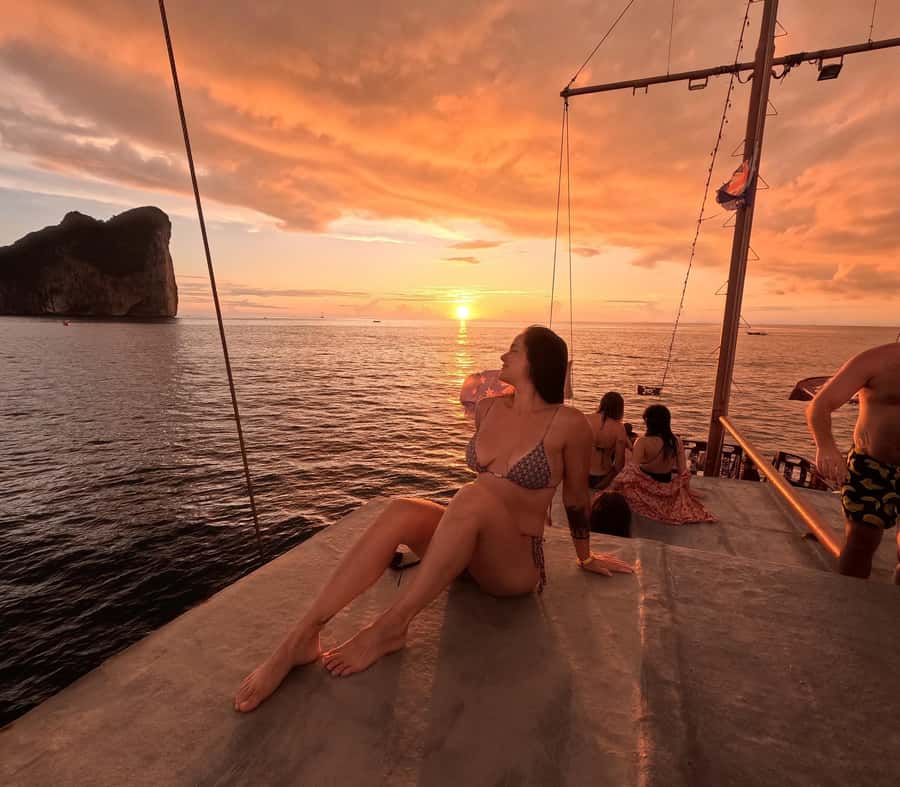 Phi Phi: Pirate Boat with Snorkeling, Kayaking, and Party - Ko Phi Phi Le and Palong Bay: more swimming options, more views