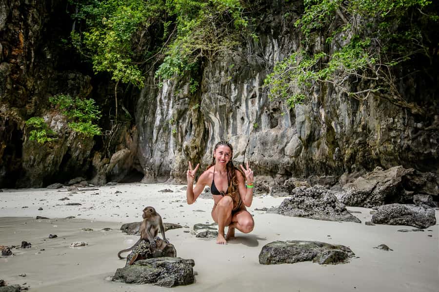 Phi Phi : Private Longtail Boat to Maya Bay - Pileh Lagoon snorkeling: clear water is the real luxury