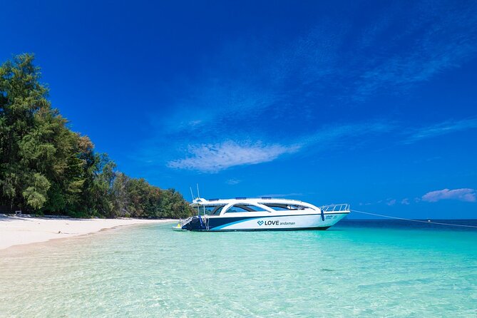 Phi Phi Speedboat Day Trip: Maya Bay, Bamboo & Seaview Lunch - Koh Phi Phi Don lunch: when the buffet matters