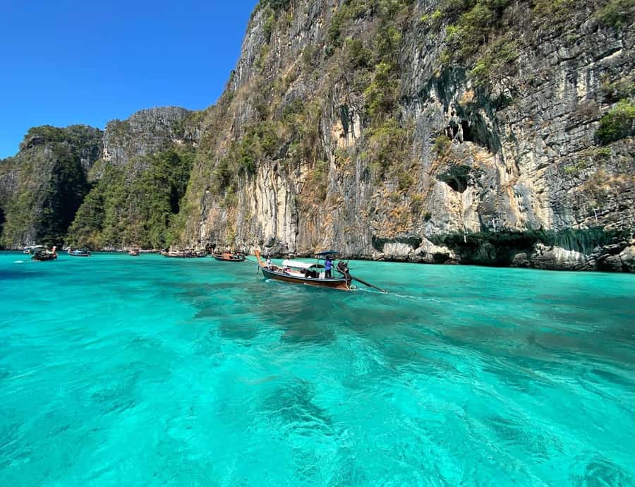 Phi Phi: Sunrise & Beat The Crowds to Maya Bay by Speedboat - Key highlights at a glance