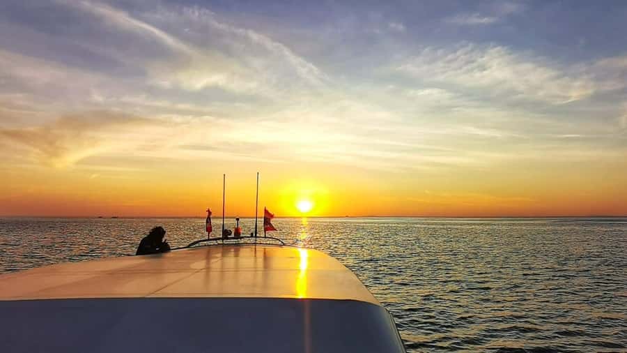 Phi Phi: Sunrise & Beat The Crowds to Maya Bay by Speedboat - Sunrise timing from Phi Phi Don: what “beat the crowds” really means