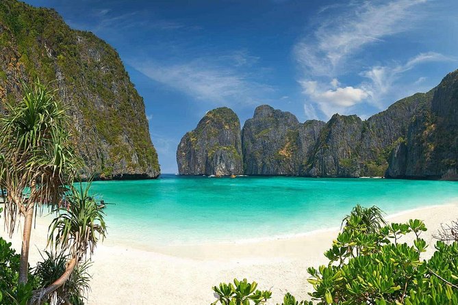 Phi Phi Sunrise Premium Tour - Lunch and meals: small details that keep the day pleasant