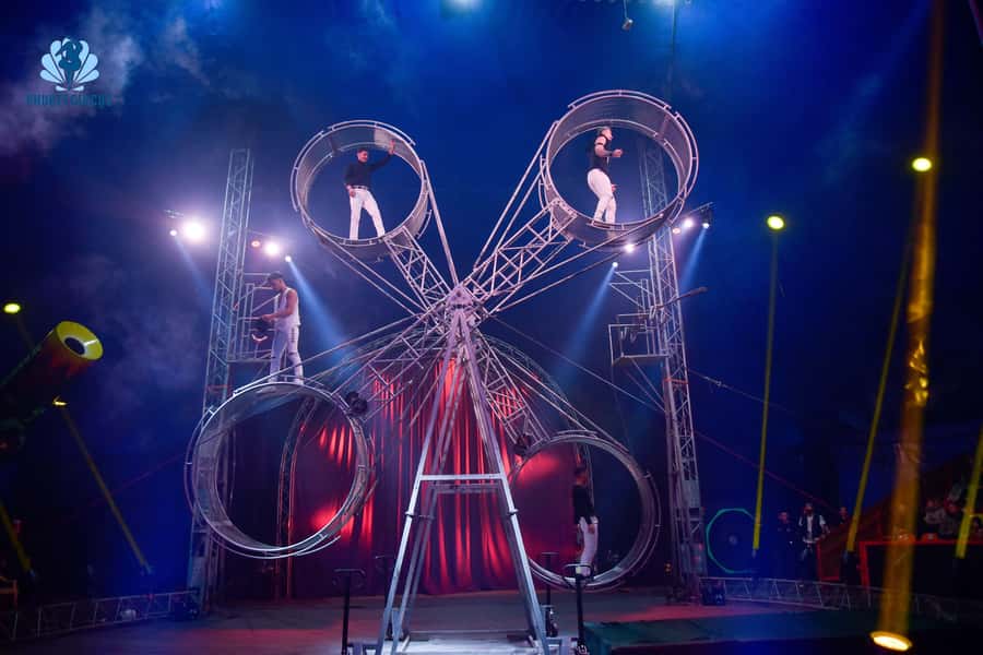 Phuket: Aqua Circus Phuket Admission Ticket - When to go: Phuket showtimes you can actually plan around