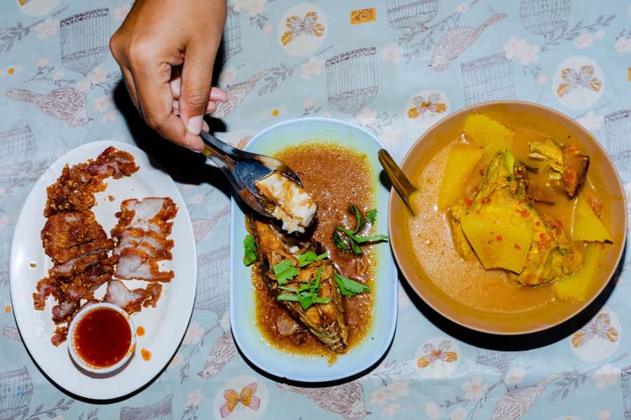 Phuket: Baba Tastes Food Tour with 15+ Tastings - Who this tour suits best