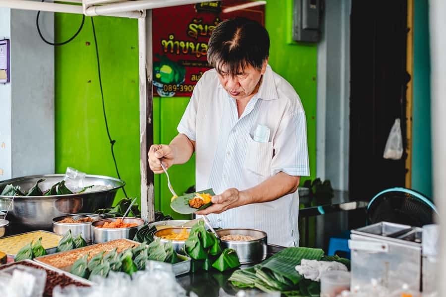 Phuket: Baba Tastes Food Tour with 15+ Tastings - What you actually eat: spring rolls, noodles, gaeng som, and more