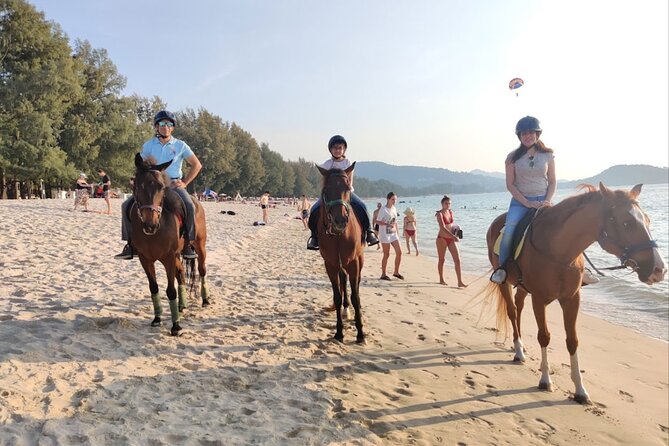 Phuket Beach and Horse Rides 1 Hour Experience - The 1-hour experience: sand, waves, and a controlled trot