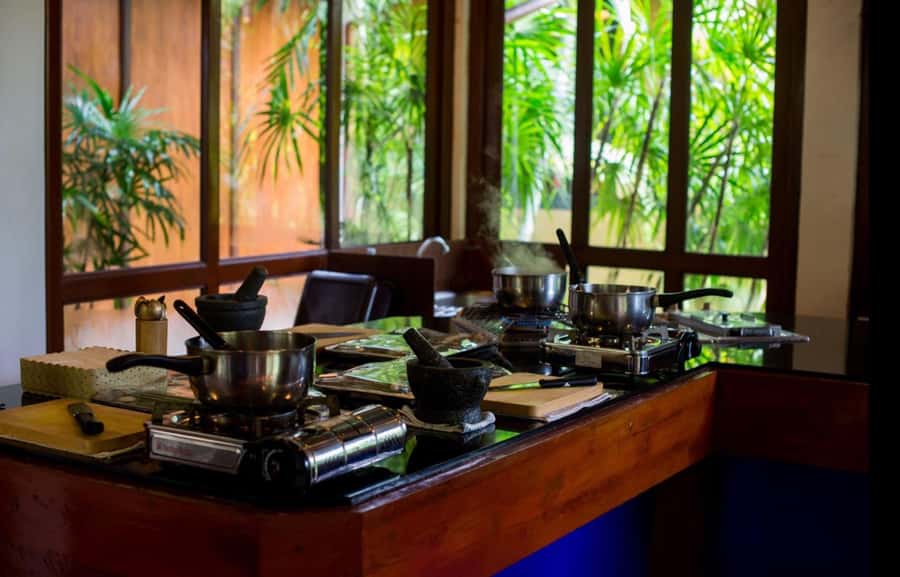 Phuket - Blue Elephant Thai Cooking Class with Market Tour - The quick refresh before the class goes hands-on