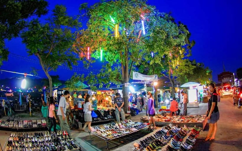 Phuket City Tour & Scenic Viewpoints / Night Market - Phuket Old Town: Sino-Portuguese Streets and the Best Walk Pace