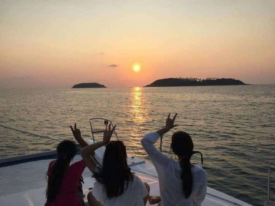 Phuket: Coral and Racha Islands Catamaran Cruise with Lunch - Timing Reality Check: How This Day Can Feel