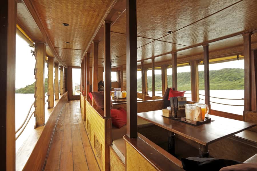 Phuket: Escape the crowds on relaxing boat (Snorkelling) - The middle of the day: more swimming and snorkelling time (without the chaos)
