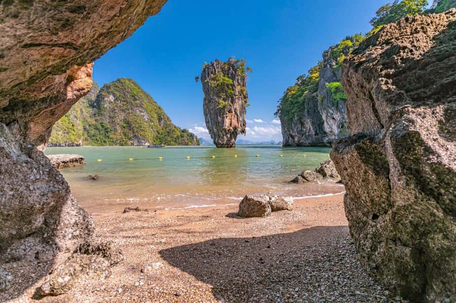 Phuket: Exclusive Trip 2 Days & 1 Night Phi Phi - James Bond - James Bond Island and Panak Island: the limestone-cliff payoff