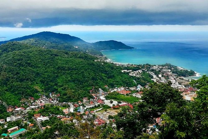 Phuket : Food | Art | Town : Travstore Original F.A.T Tour - Street food around 12:15: ordering help and vegetarian care