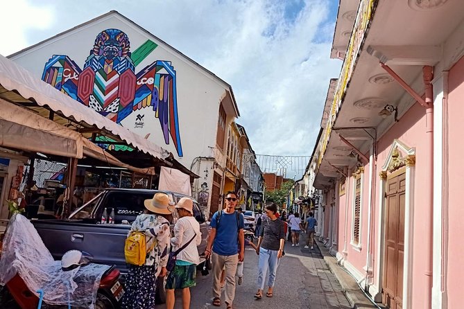 Phuket : Food | Art | Town : Travstore Original F.A.T Tour - Soi Art in Old Phuket Town: shop houses made for creative wandering