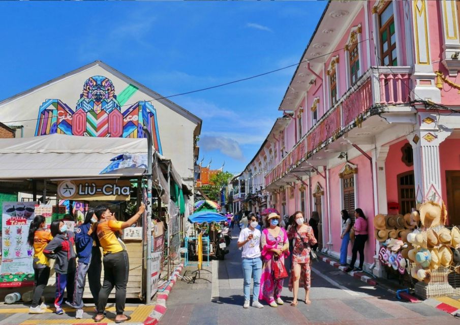Phuket : Food | Art | Town : Travstore Original F.A.T Tour - The sweet finale between 3:45 and 4:00: fried ice-cream and mango sticky rice