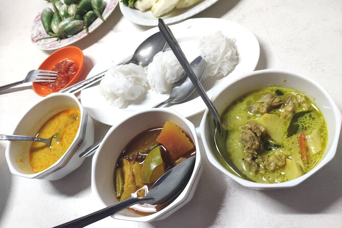 Phuket Food Tour and City Walk by Jane - Jane’s City-Walk Style: Food, Culture, and Architecture in One Thread