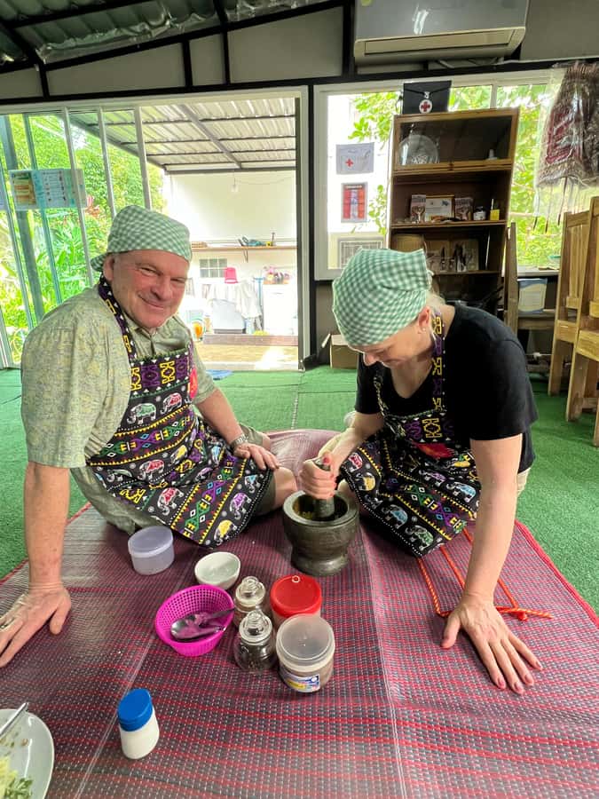 Phuket foodie tour+ Thai cooking class + Local food tasting - The day’s rhythm: pickup, viewpoints, old town, and temple time