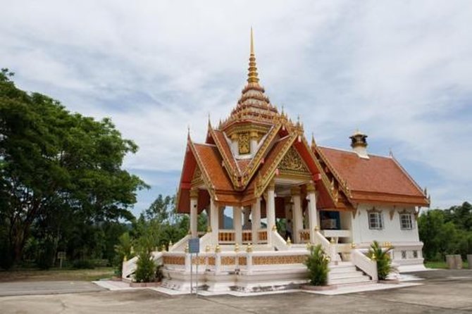 Phuket Giant Water Lilies & Temple Tour - Private & All-Inclusive - Key Highlights at a Glance