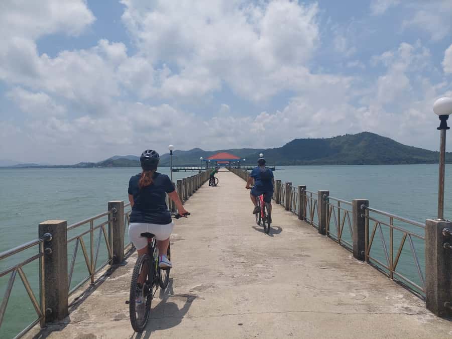Phuket: Half-Day Countryside Cycling Tour with Lunch - Traditional village break: coconut juice and local rhythm