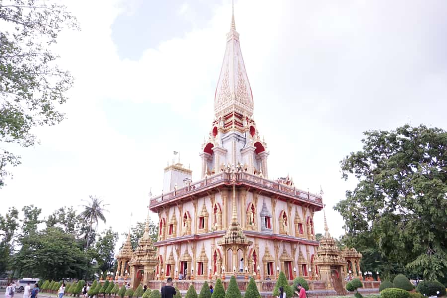 Phuket: Half-Day Instagram Photography Tour - Wat Chalong: temple photos with the right attitude (and clothes)