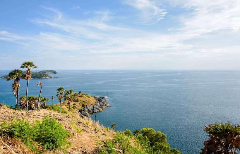Phuket: Half-Day Viewpoint, Big Buddha and Wat Chalong Tour - Cashew stop: short local flavor break