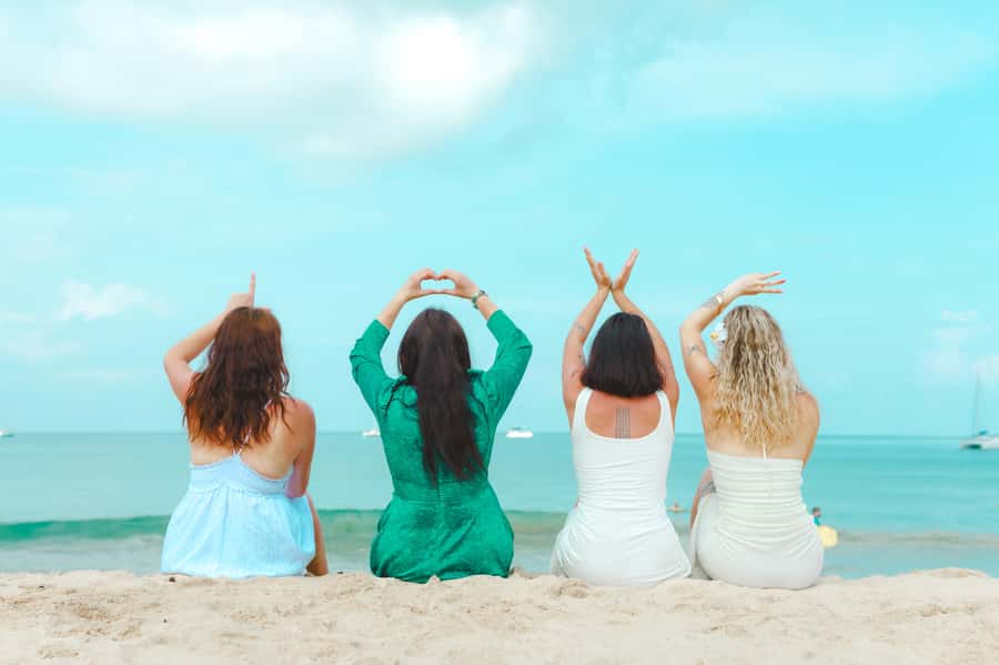 Phuket: Hire a professional photographer at your own resort - Why a resort photoshoot works so well in Phuket