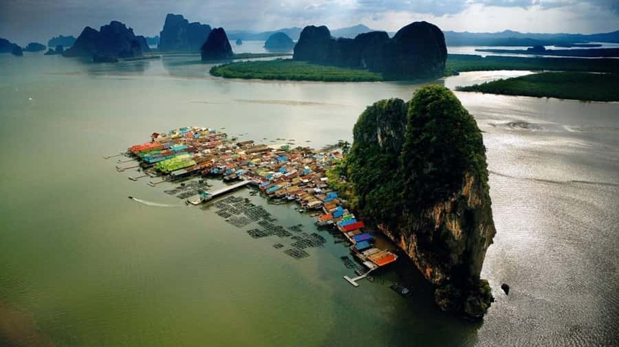 Phuket: James Bond 5 Islands Speedboat Tour with Lunch - Hong Island canoeing: why the 2-person canoe matters