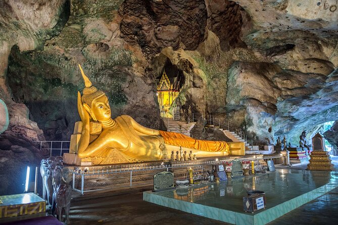 Phuket: James Bond Island + Canoe Longtail Small Group Boat Tour - Ko Panyi (Panyee Island): stilt-house life on the water