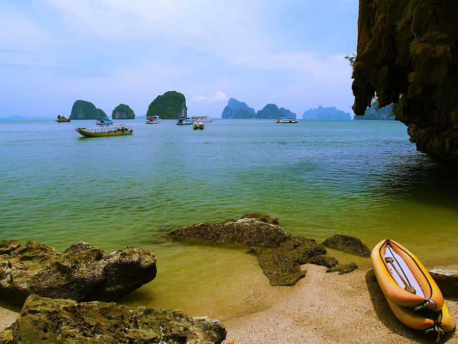 Phuket: James Bond Island Sea Canoe by Speedboat - Koh Panyee (Sea Village): lunch with a living village feel