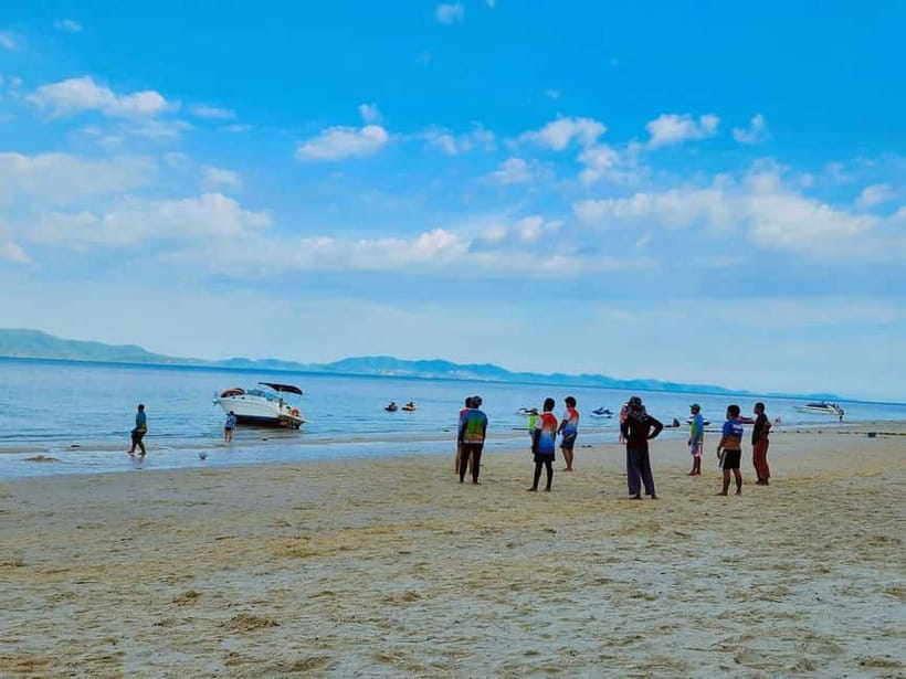 Phuket: James Bond Island Sea Canoe with lunch by Big Boat - The humans behind the experience: guides make or break it