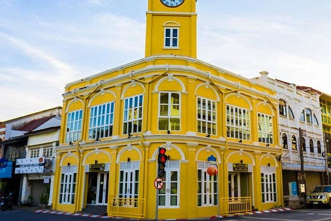 Phuket Landmark Tour , Old Town, Big Buddha - Meeting in the Morning: Pickup, Timing, and a 10-Person Max