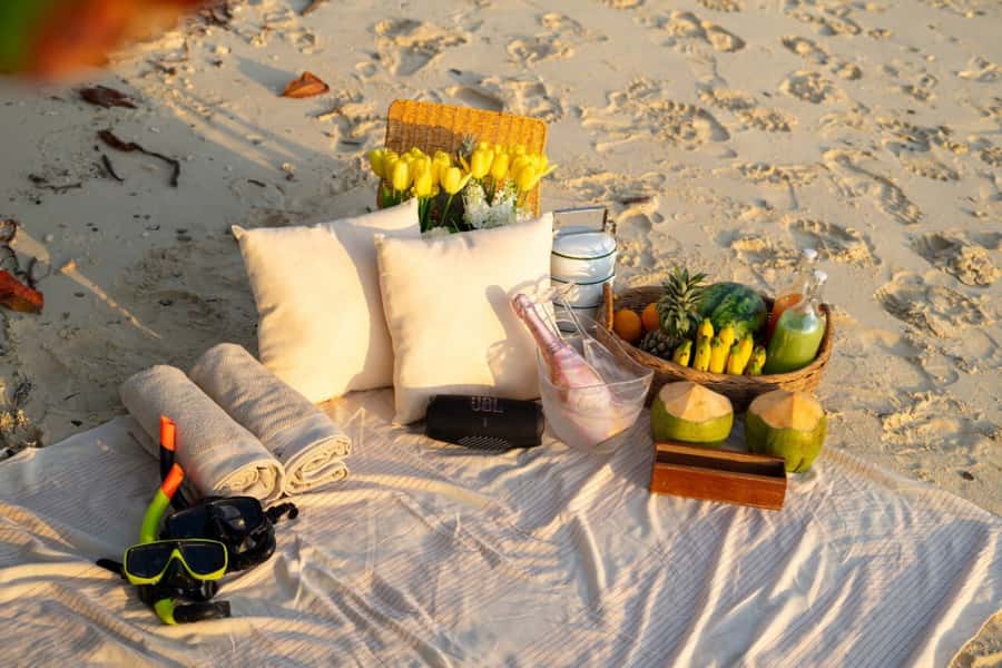 Phuket: Luxury Private Longtail Boat Islands Discovery Tour - Price and value: $514 per group up to five