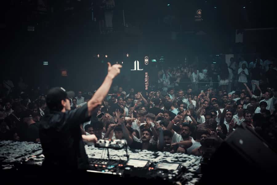 Phuket Nightlife Tour: Patong Bar & VIP Club Crawl Adventure - Armania Phuket: where the dance-floor energy ramps up