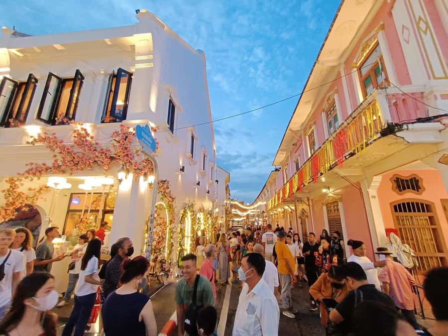 Phuket: Old Town, Chalong Temple, and Great Buddha Van Tour - Pickup and the small-group feel (up to 9)
